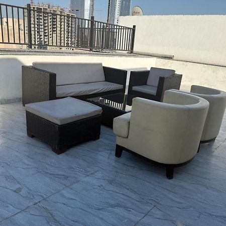 Sky Villa With Private Pool Noida Exterior foto